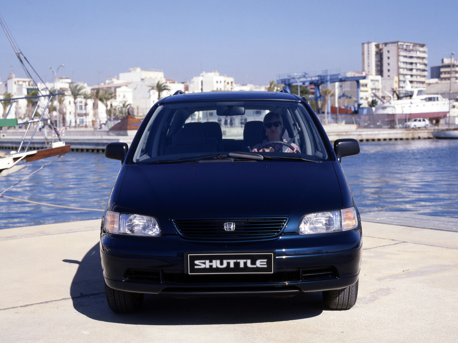 Honda shuttle автомат